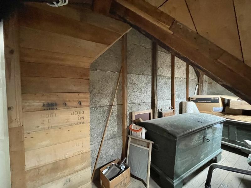 Bodenbereich über Wohnung