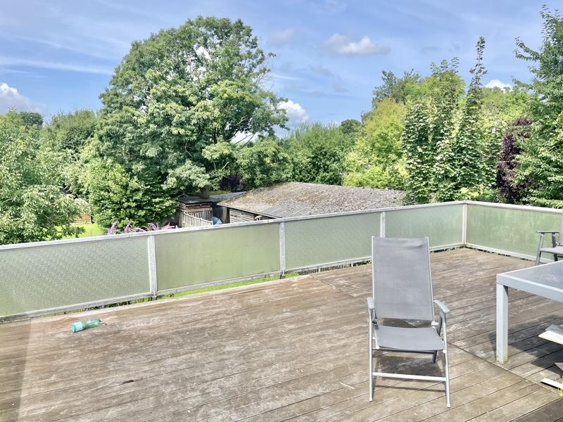 OG Wohnung hinten Dachterrasse