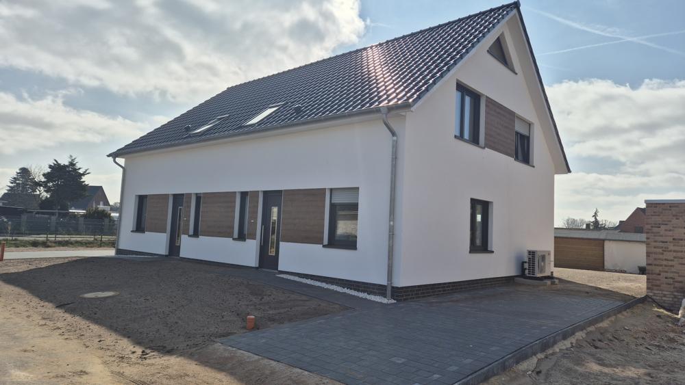 Straßenansicht