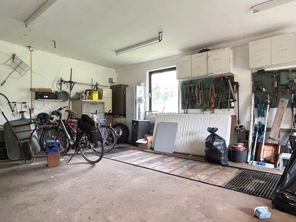 Garage mit Grube