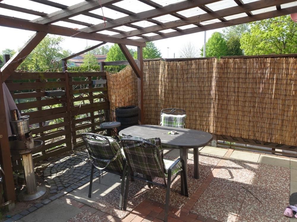 überdachte Terrasse