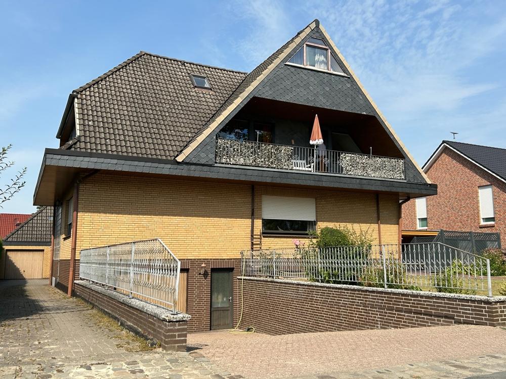 Straßenansicht