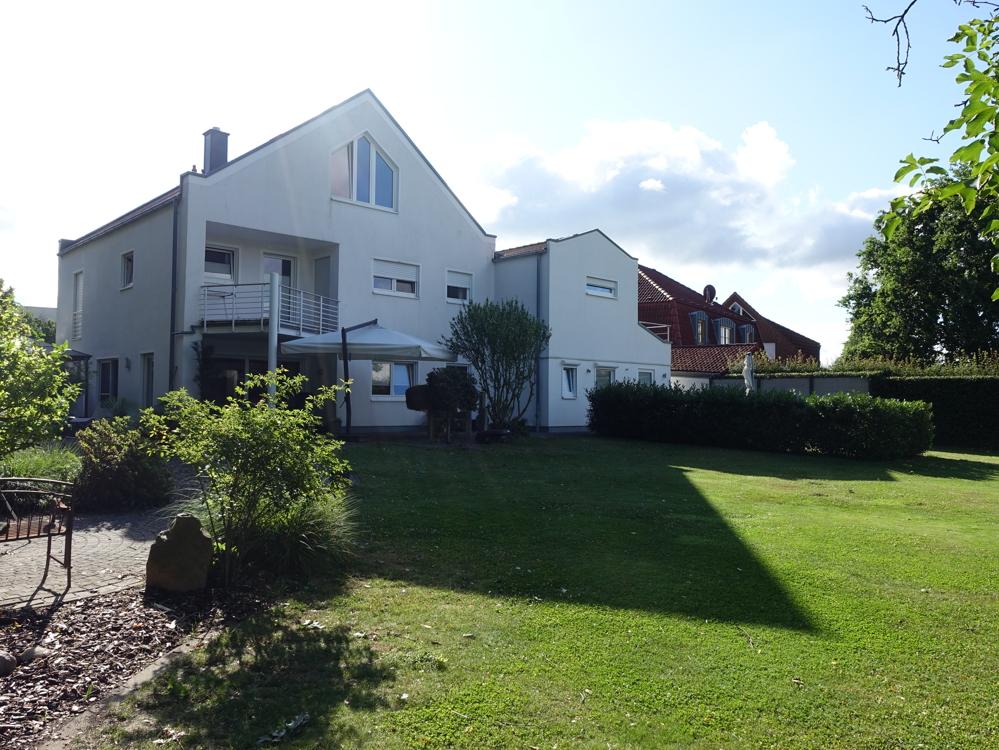 Immobilie in Diepholz - Gehobene Stadtvilla mit vielfältigen Nutzungsmöglichkeiten - Bild 3