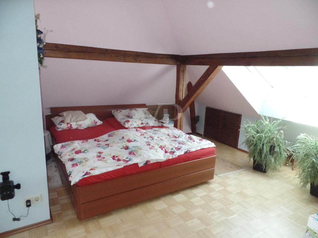 Schlafzimmer DG