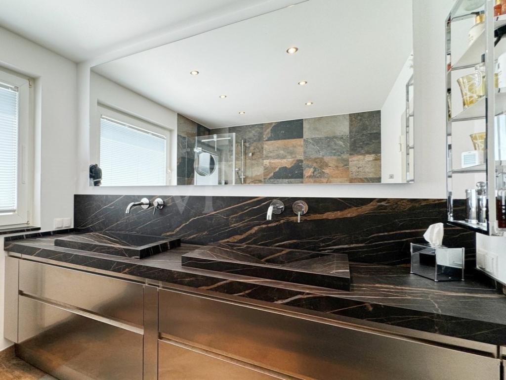 Gäste-Bad Ansicht I