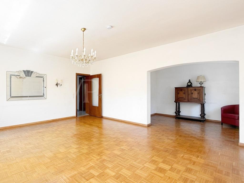 Wohnzimmer Ansicht III