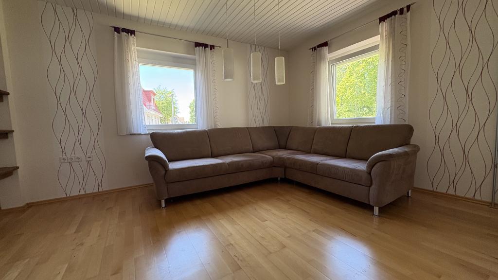 Doppelhaushälfte in zentrumsnaher Lage - Foto 1