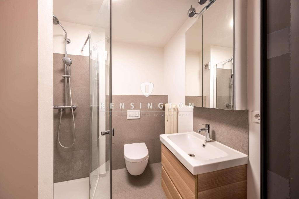 KENSINGTON - Exklusiv - Großzügige 2,5-Zimmerwohnung mit ruhiger Terrasse mitten in der Stadt - Photo 3