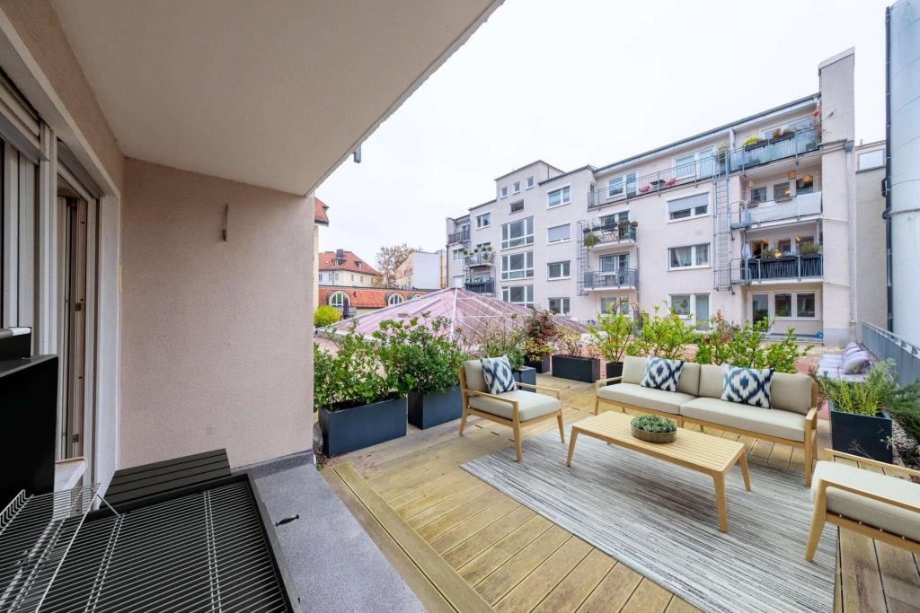 KENSINGTON - Exklusiv - Großzügige 2,5-Zimmerwohnung mit ruhiger Terrasse mitten in der Stadt - Photo 4