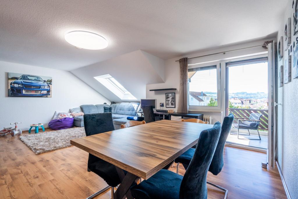 Lichtdurchflutetes Wohn-Esszimmer