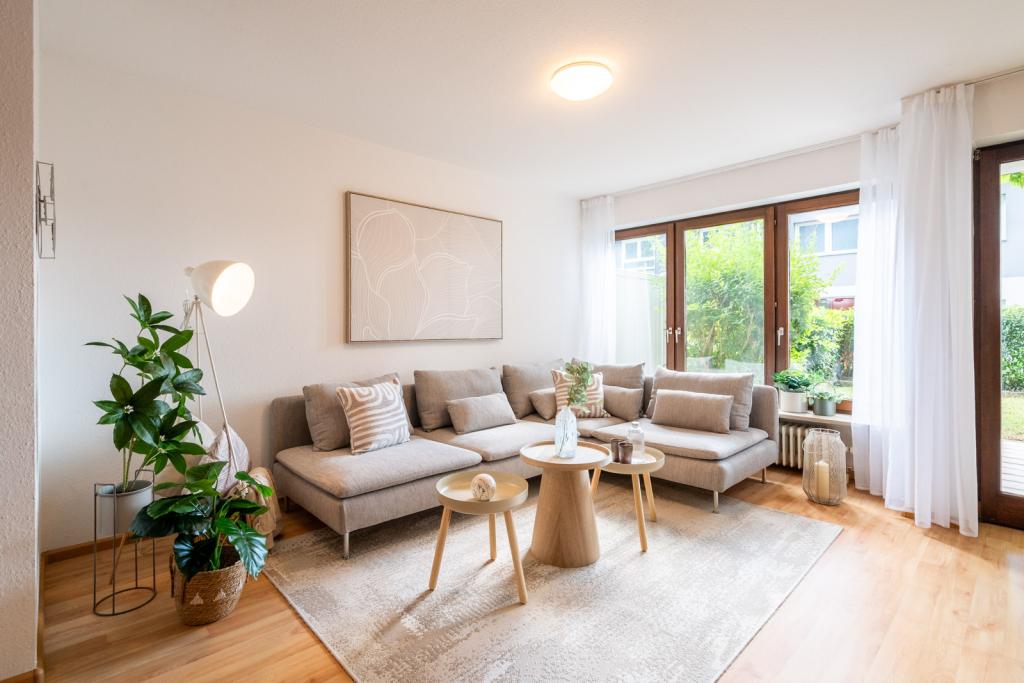 Wohnzimmer mit viel Platz