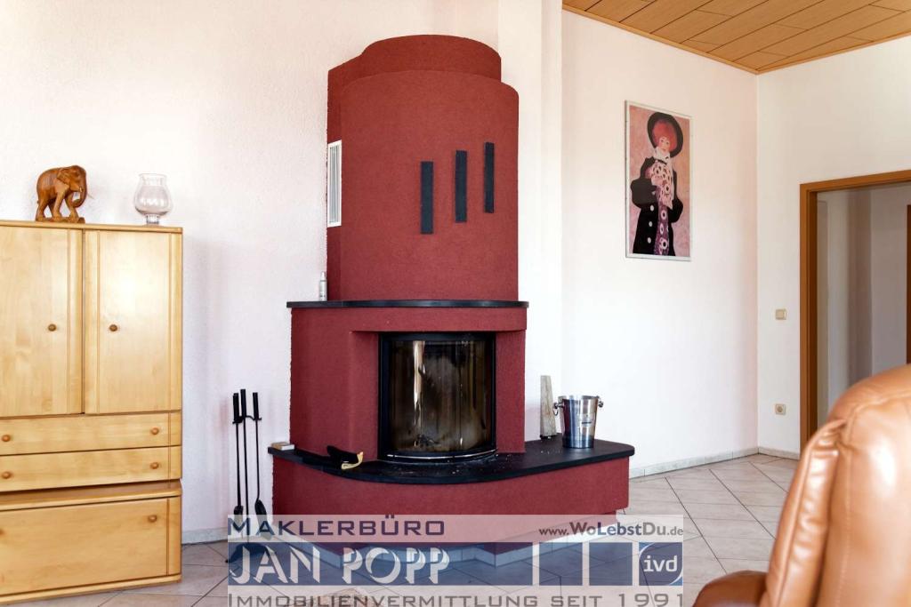 Möblierte Maisonettewohnung mit Kamin und Fußbodenheizung - Photo 2