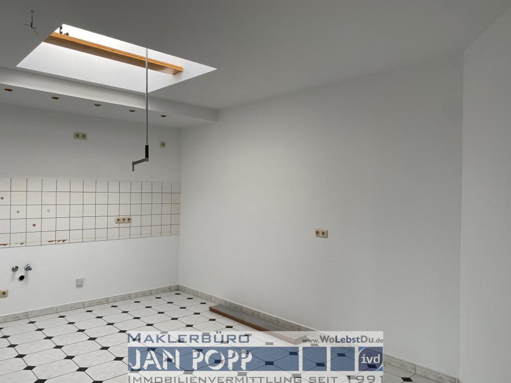 Gemütliche 3-Zimmer-Dachgeschosswohnung in zentrumsnaher Lage - Photo 1