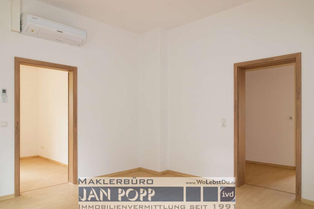 Südbalkon mit Panoramablick - Erstbezug nach energetischer Sanierung - Photo 4