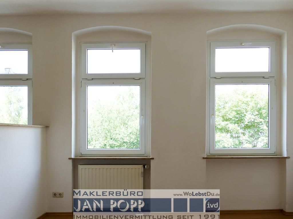 Zwei Etagen, Einbauküche und Gartenterrasse - Foto 1