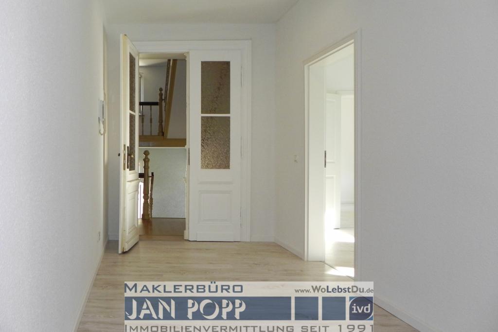 Diele-Treppenhaus-WZ