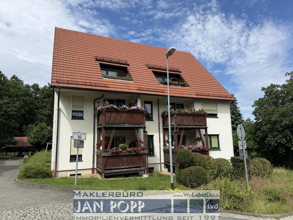 Attraktive 2-Zimmer-Wohnung in ruhiger Wohnlage von Greiz mit Westbalkon & Tiefgaragenstellplatz - Photo 1