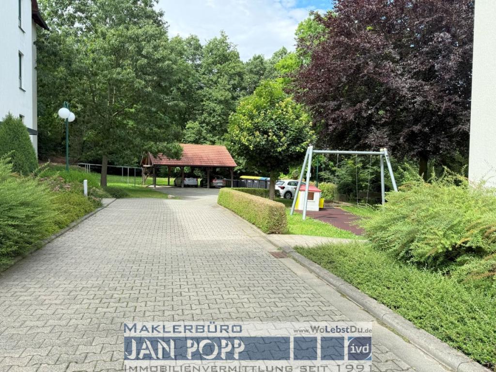 Attraktive 2-Zimmer-Wohnung in ruhiger Wohnlage von Greiz mit Westbalkon & Tiefgaragenstellplatz - Photo 3