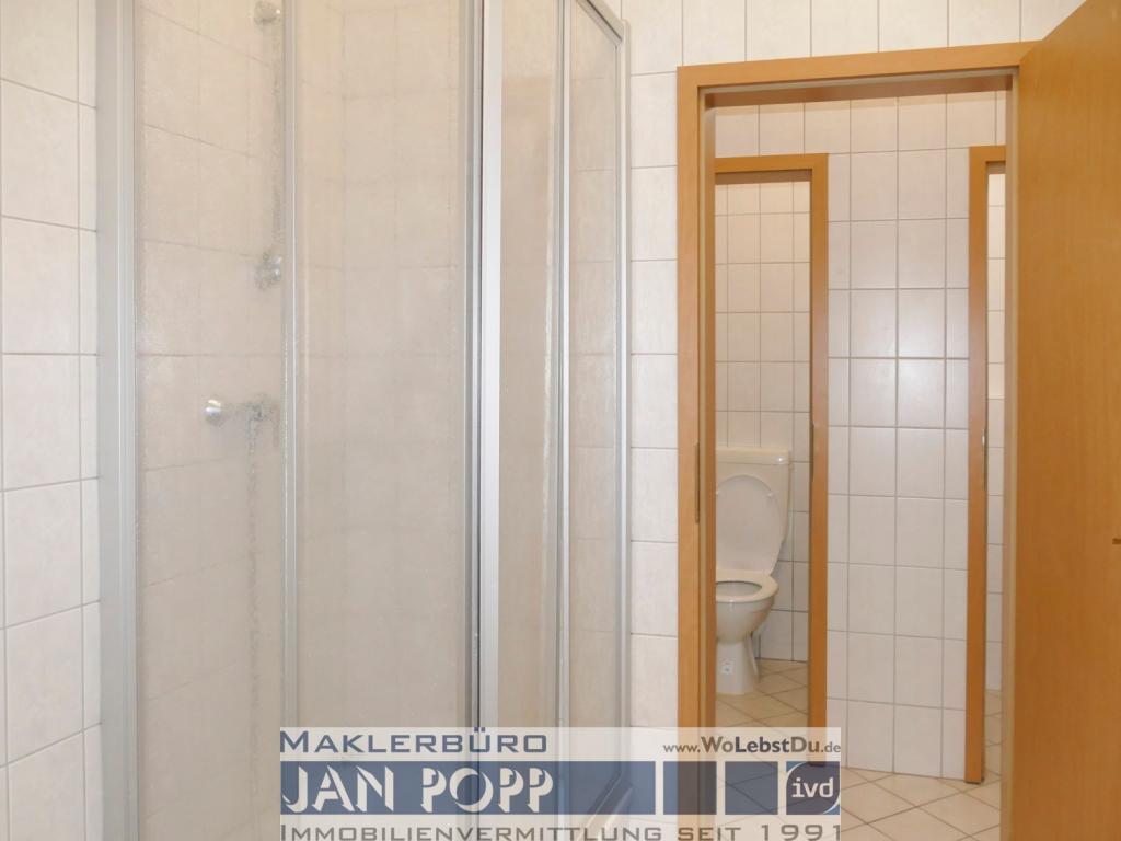 Personal-WC mit Dusche