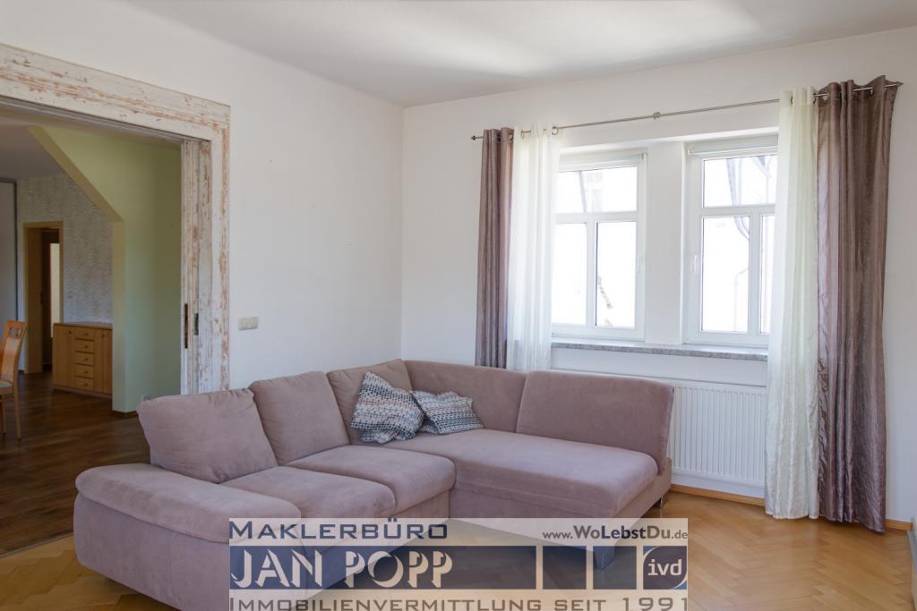 Teilmöblierte Wohnung mit Einbauküche - Foto 1