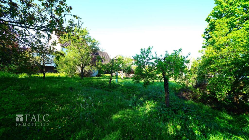 Bauplatz auf 761 m² Grundstücksfläche