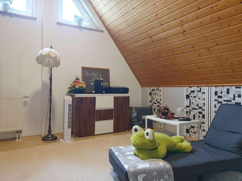 3,5-Zimmer-Maisonette-Wohnung in Schäftersheim zu vermieten! - Foto 2