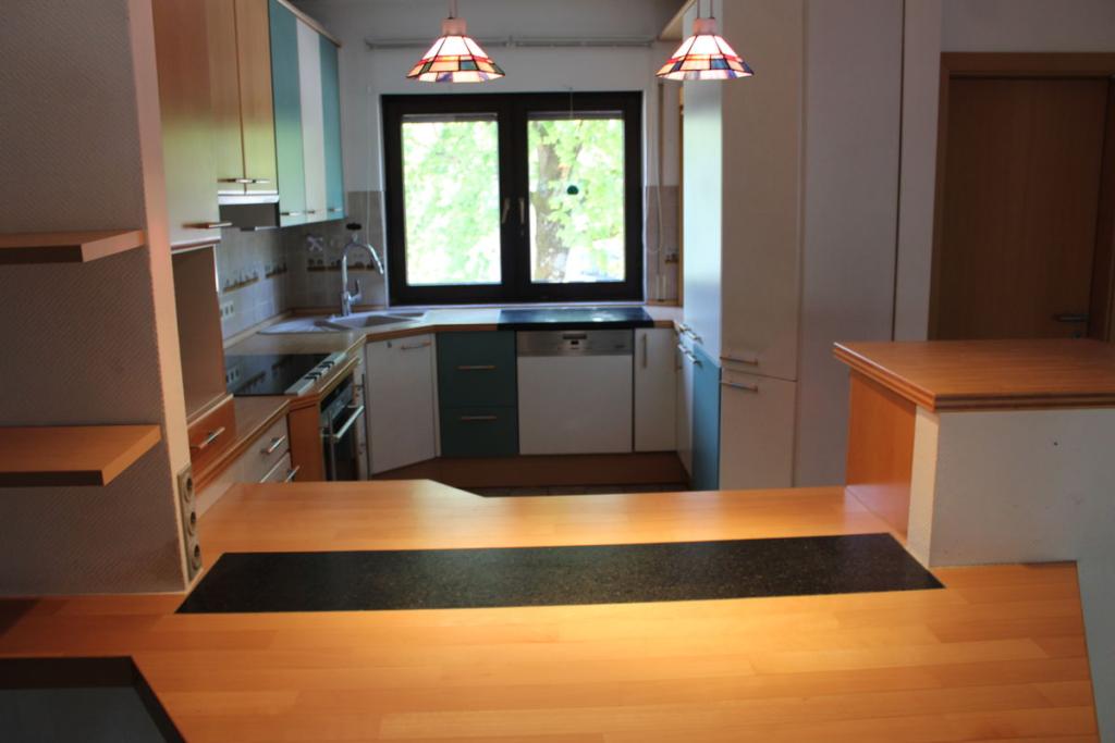 Küche mit Einbauten