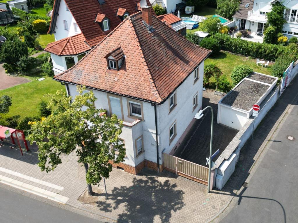 Straßenansicht