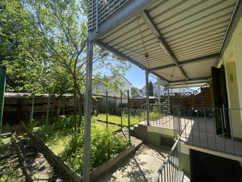Balkon EG