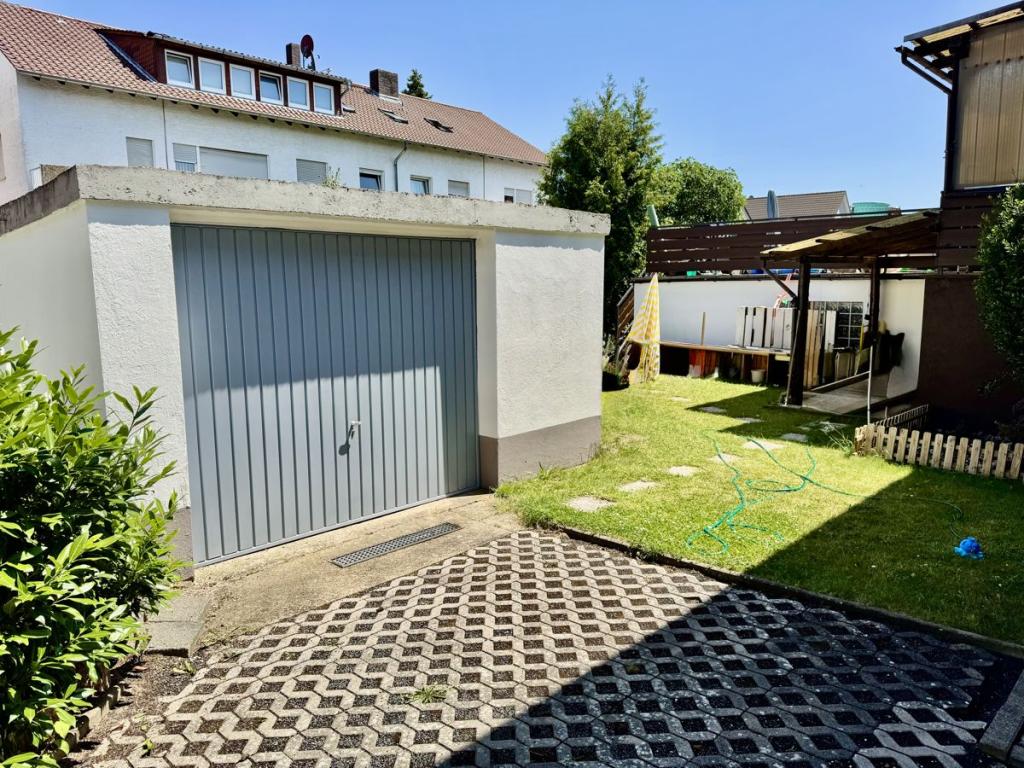 Garage 2