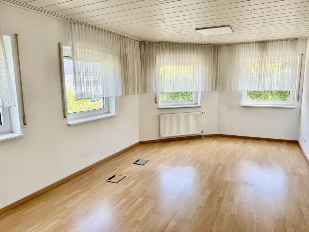 10630cea-f30a-4254-ba6c-cf6ac5cf28ae.jpg