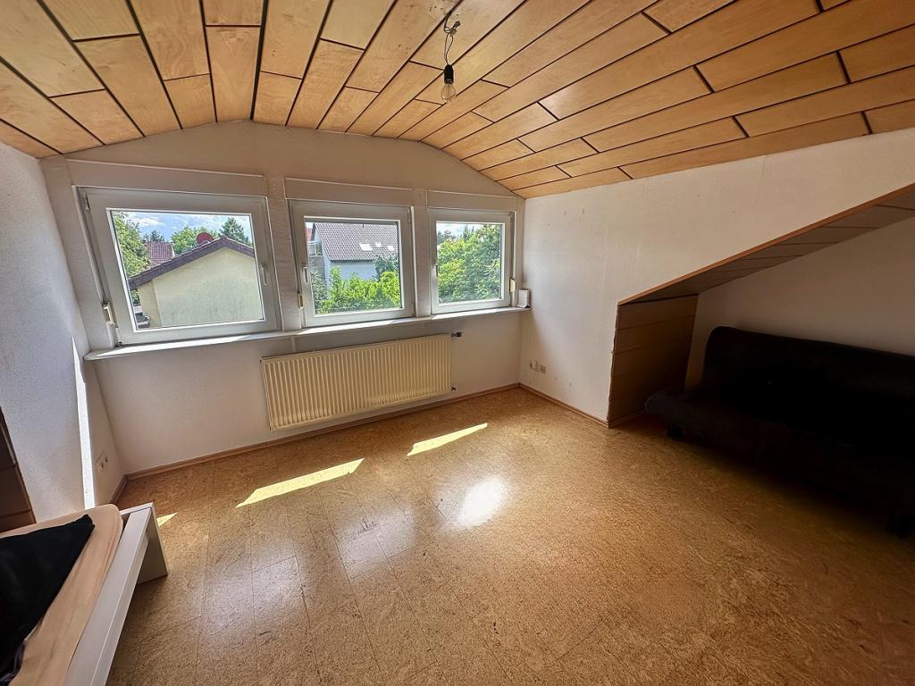 Schlafzimmer DG