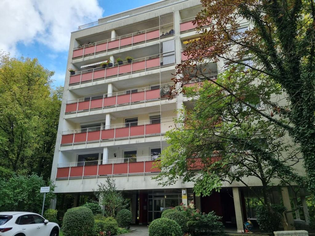 Immobilie in Königstein - 3-Zimmer-Wohnung mit Loggia und Stellplatz in Königstein im Taunus! - Bild 1