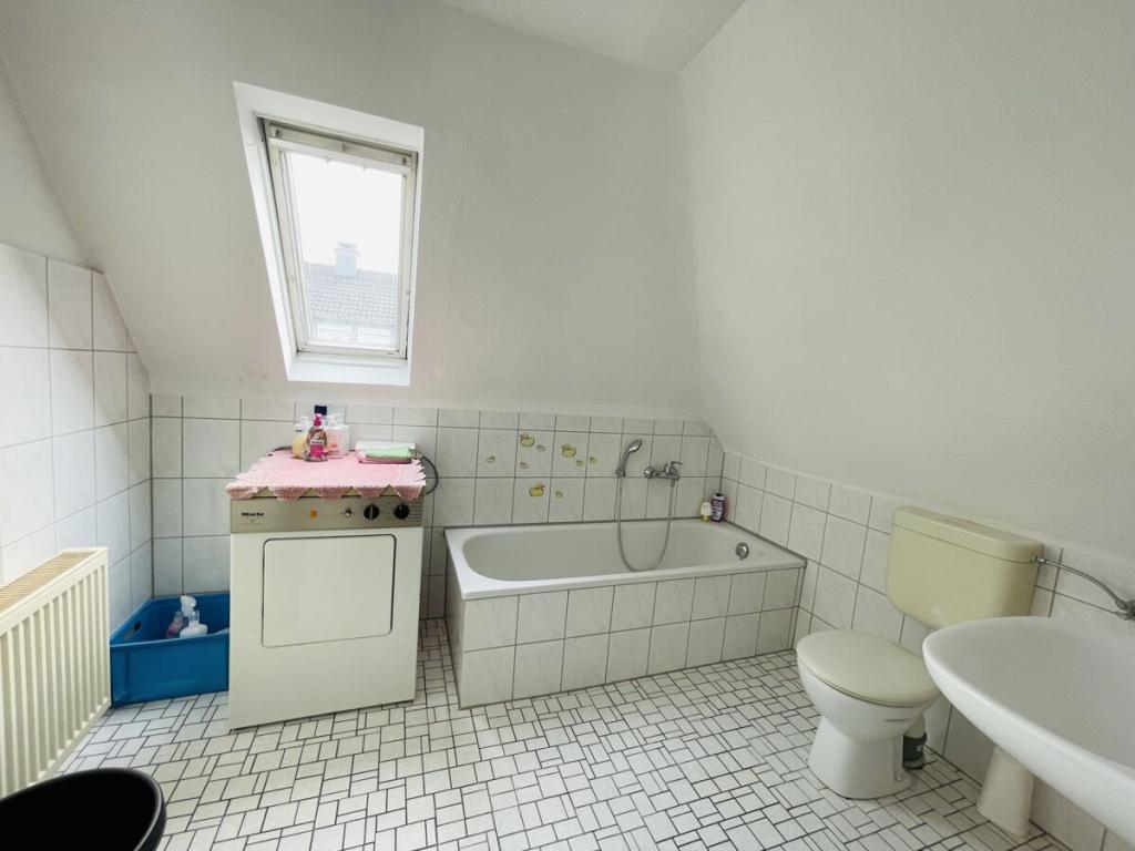 Dachgeschoss Bad