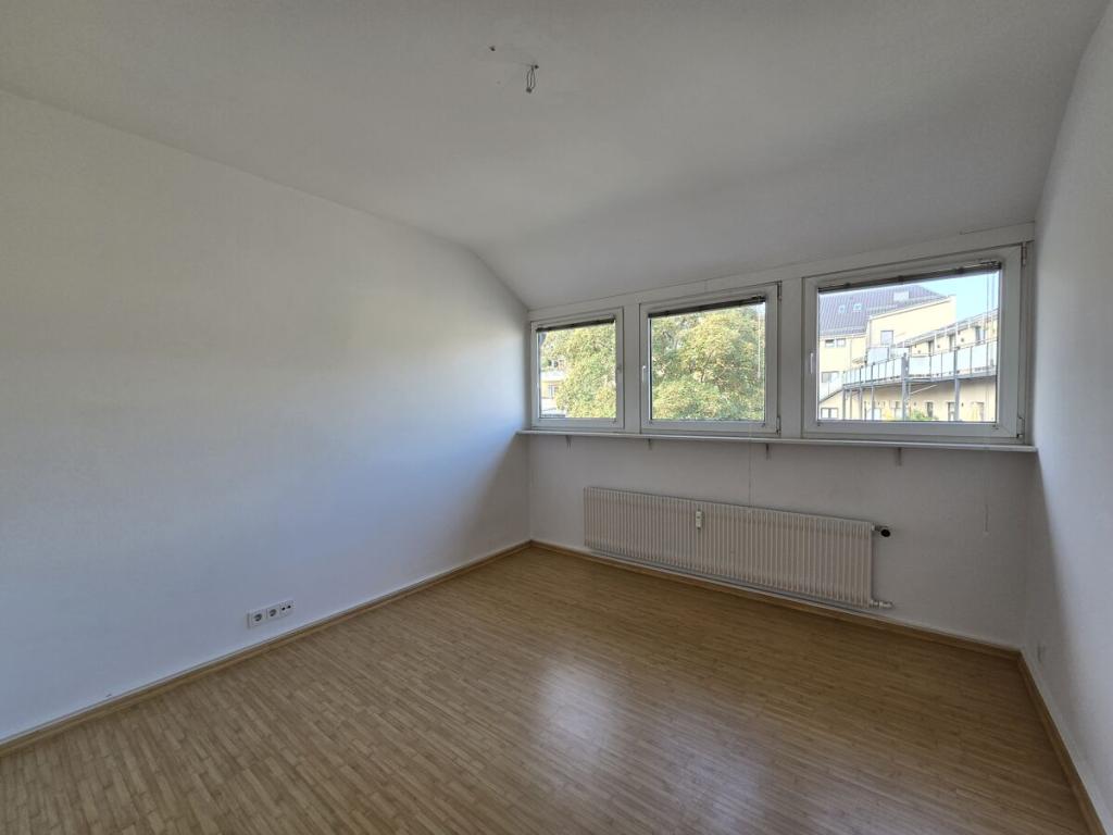 Wohnen mit Hauscharakter – außergewöhnliche Maisonette-Wohnung auf 195 m² in Frankfurt-Rödelheim. - Photo 5