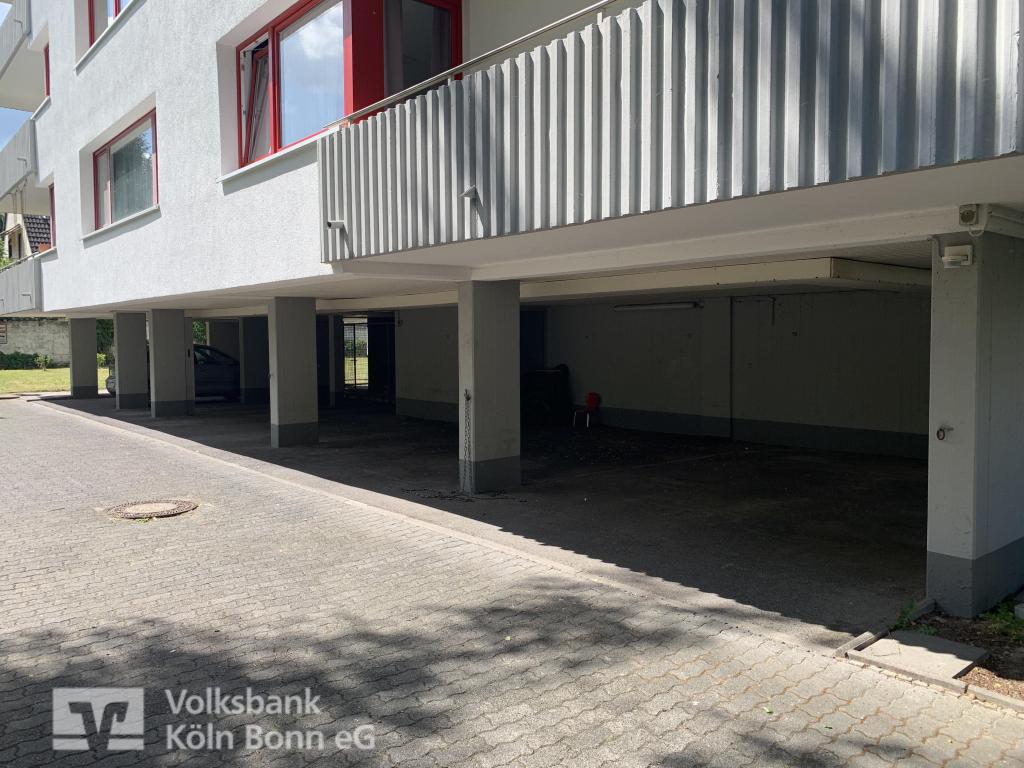 überdachter Stellplatz