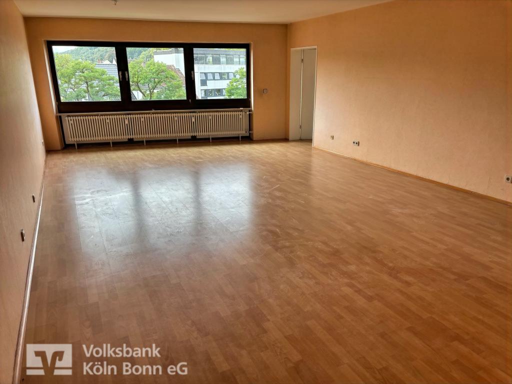 Eitorf Zentrum: Helle und großzügig geschnittene 4 Zimmer-Wohnung - Foto 2