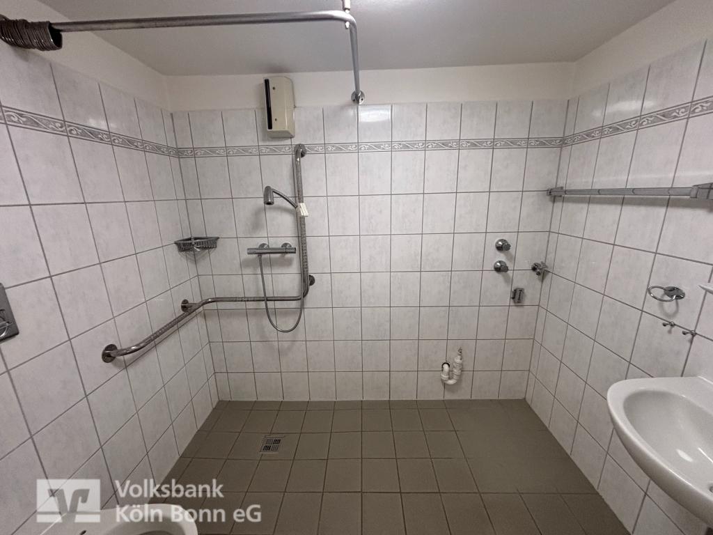 Eitorf Zentrum: Helle und großzügig geschnittene 4 Zimmer-Wohnung - Foto 4