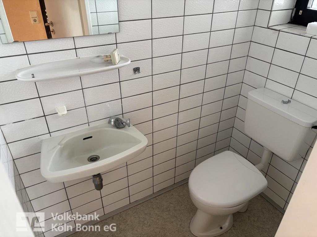 Eitorf Zentrum: Helle und großzügig geschnittene 4 Zimmer-Wohnung - Foto 5
