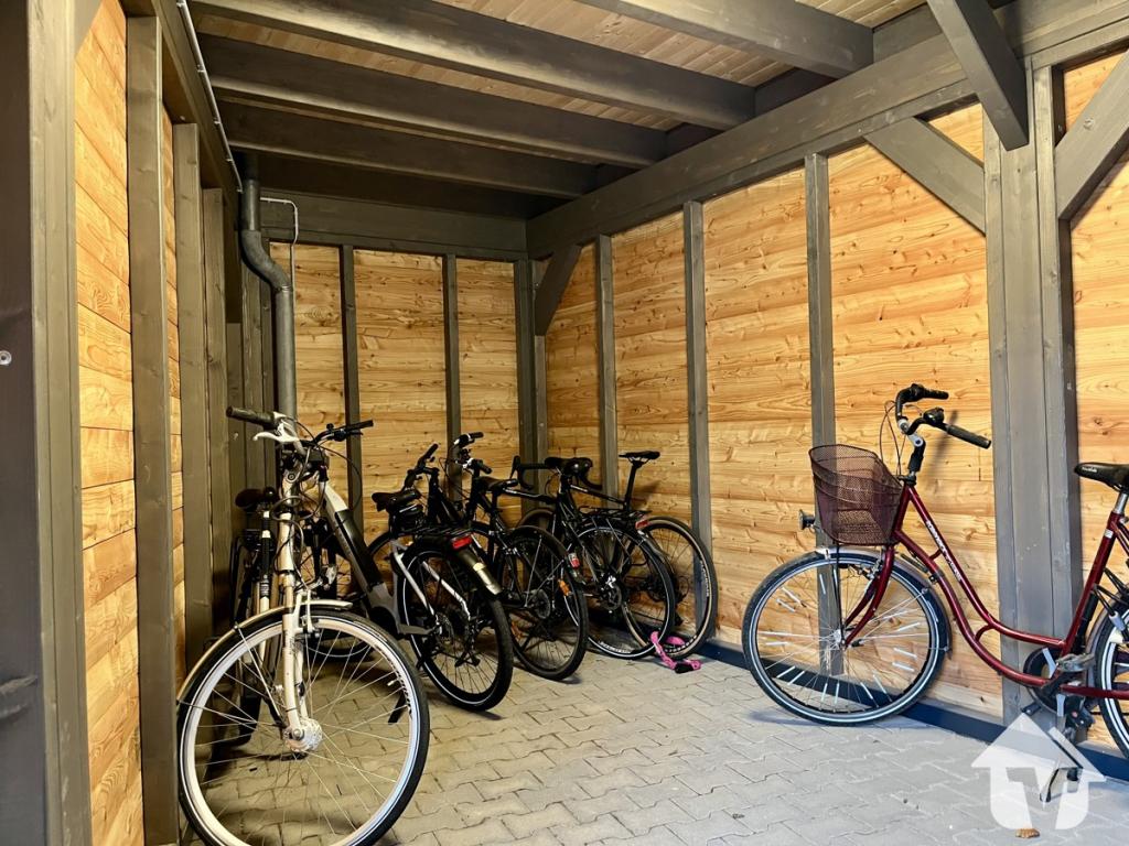 Fahrradschuppen
