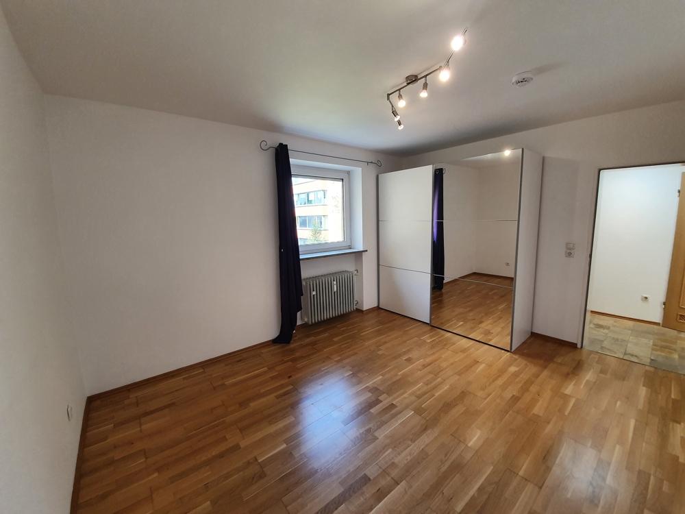 Großzügig Wohnen mit Blick ins Grüne 2-Zimmer-Wohnung mit EBK, Tageslichtbad und Balkon - Photo 2