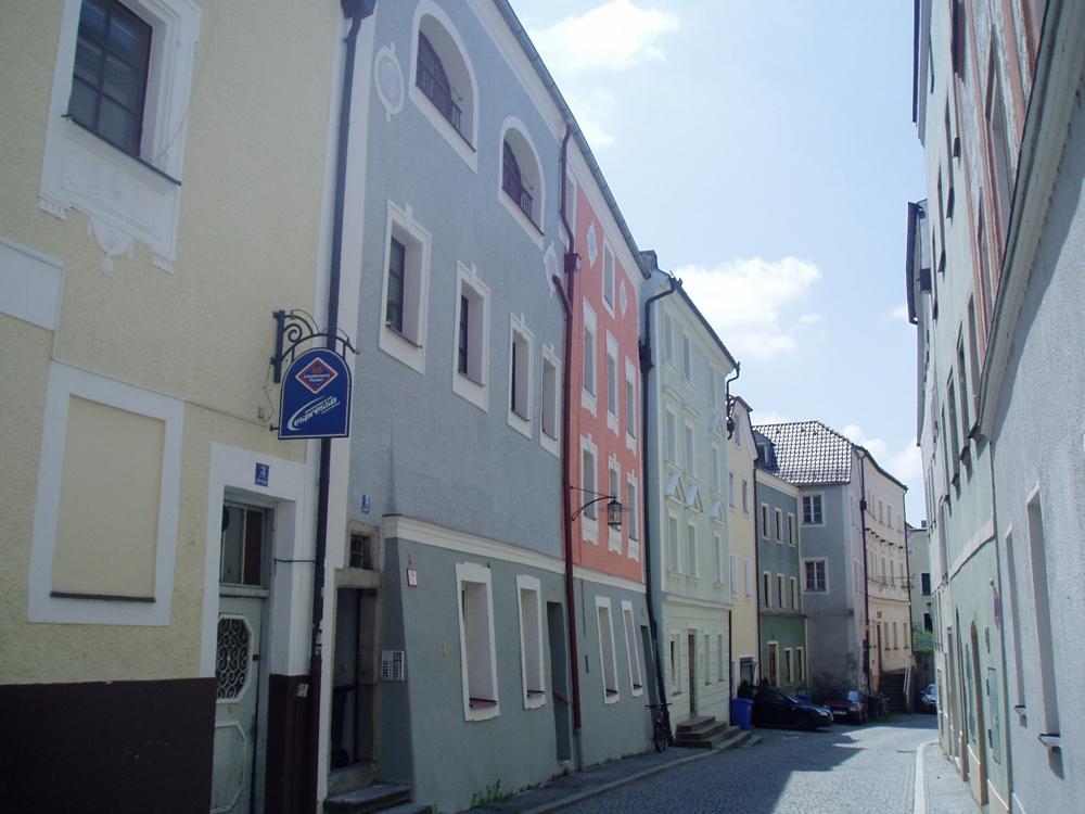 Altbauflair! 1-Zimmer-Appartement in der Passauer Innstadt - Photo 2