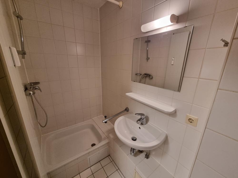 Beziehbares Studentenappartement! in ruhiger Stadtlage – nur 1 km von der Universität entfernt - Photo 4
