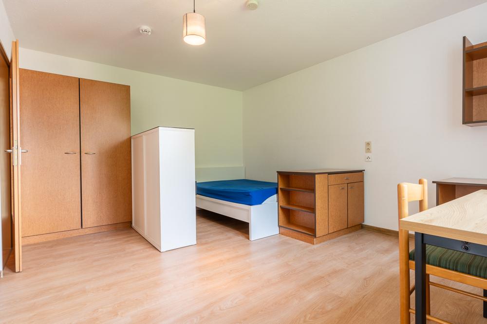 Beziehbares Studentenappartement! in ruhiger Stadtlage mit EBK, Tageslichtduschbad und Balkon - Foto 2