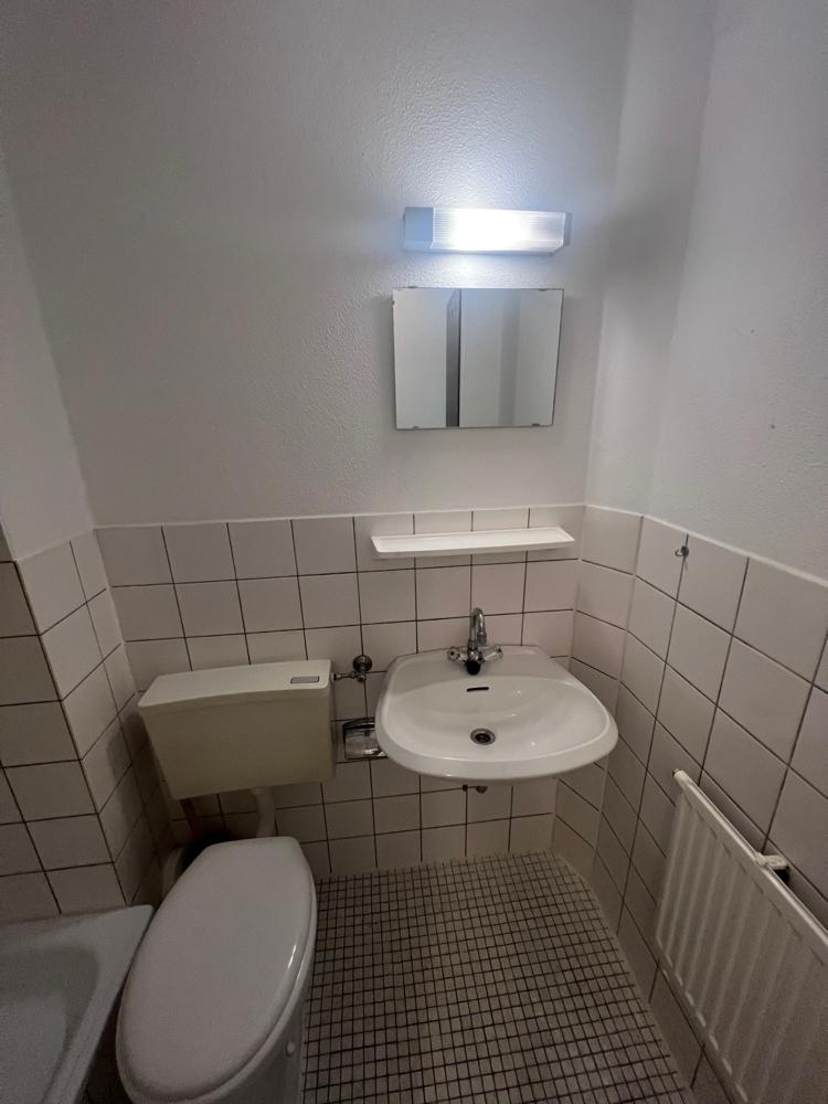 Studentenappartement in ruhiger und top zentraler Stadtlage – nur 500 m von der Universität und dem Zentrum entfernt - Foto 5