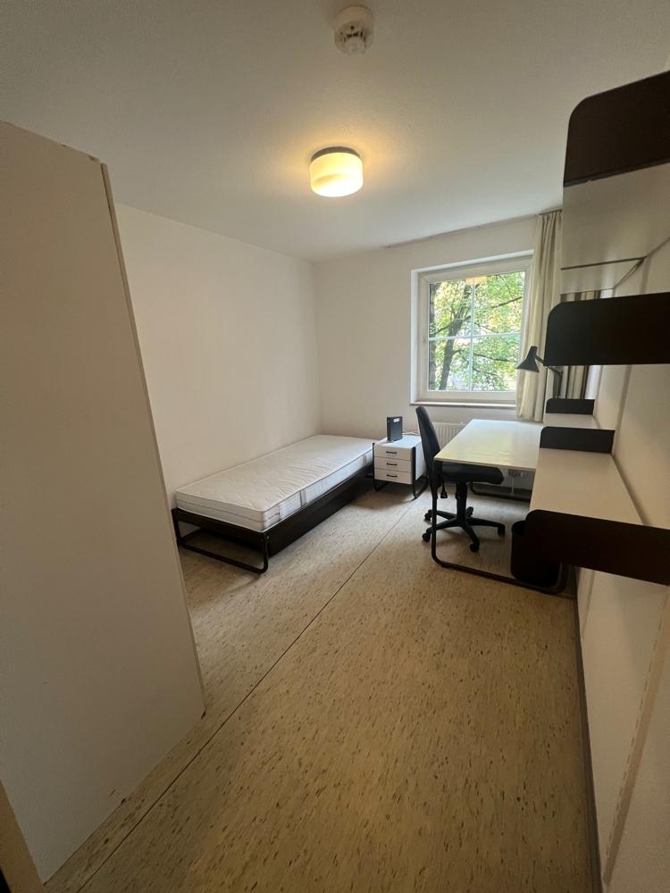 Studentenappartement in ruhiger und top zentraler Stadtlage – nur 500 m von der Universität und dem Zentrum entfernt - Foto 2