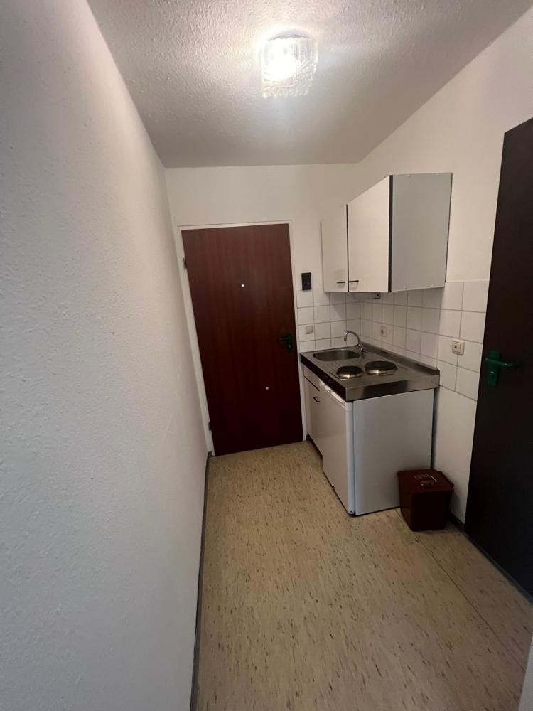 Studentenappartement in ruhiger und top zentraler Stadtlage – nur 500 m von der Universität und dem Zentrum entfernt - Foto 3