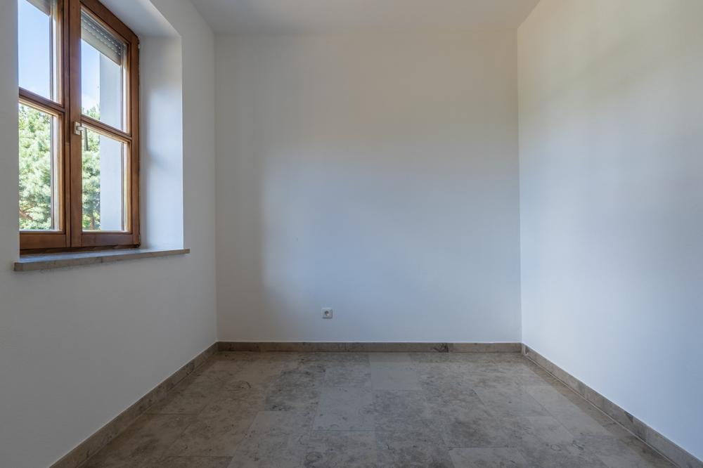 Großzügig Wohnen in Weilerlage 4-Zimmer-Wohnung mit 2 Duschbädern, offener Koch-Essbereich und Terrasse - Photo 4