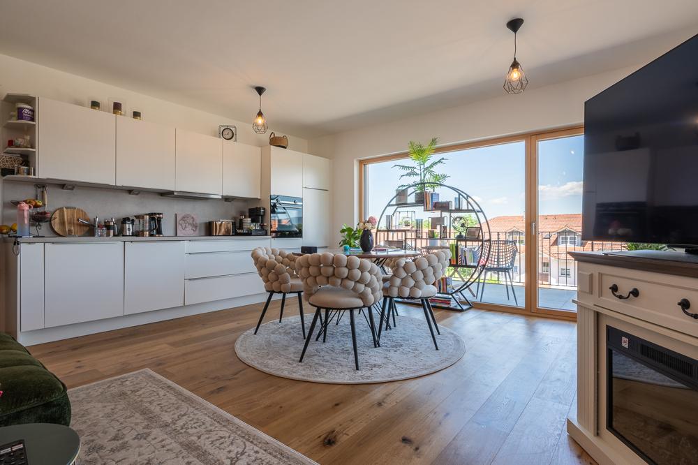Zentrumsnah wohnen in Waldkirchen 3-Zimmer-Wohnung mit Tageslichtduschbad, EBK, Terrasse und Garten - Foto 2