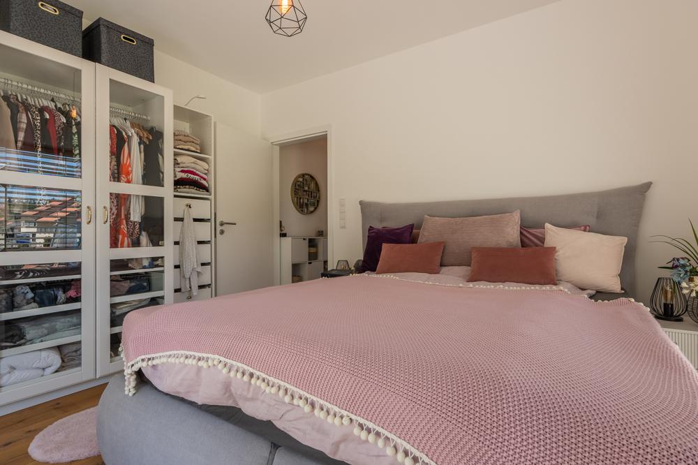 Zentrumsnah wohnen in Waldkirchen 3-Zimmer-Wohnung mit Tageslichtduschbad, EBK, Terrasse und Garten - Foto 4